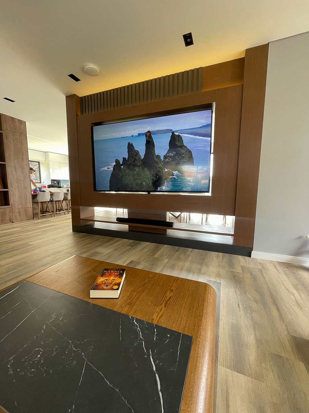 soporte-de-televisor-con-giro-de-180-grados